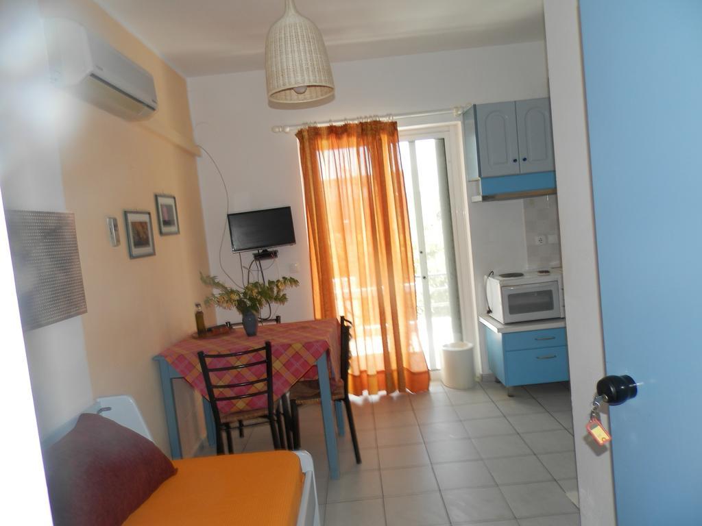Silvi Mari Apartments Платанес Экстерьер фото